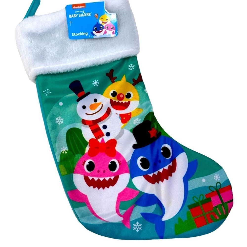 Nickelodeon Baby Shark Stocking new with tags 
Regular size stocking​
